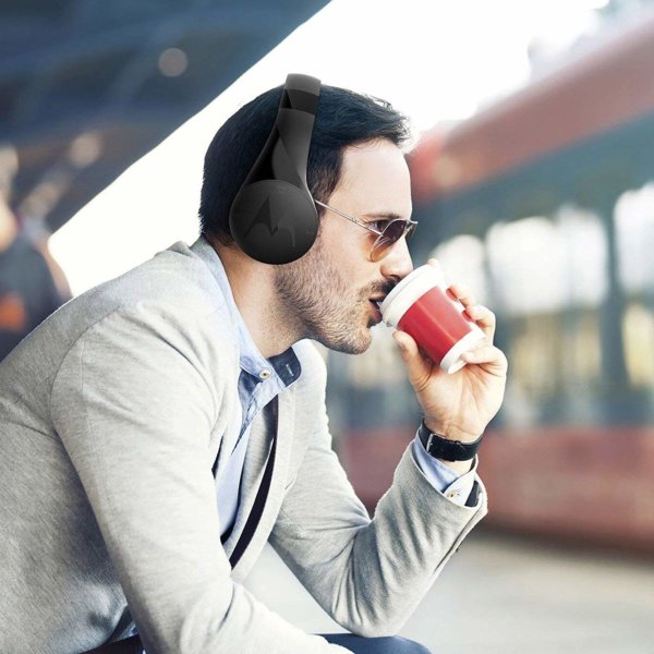 Motorola Pulse Escape Over-Ear Wireless Headphones